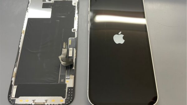 iPhone12画面割れのタッチ不良の修理【iPhone修理川越】