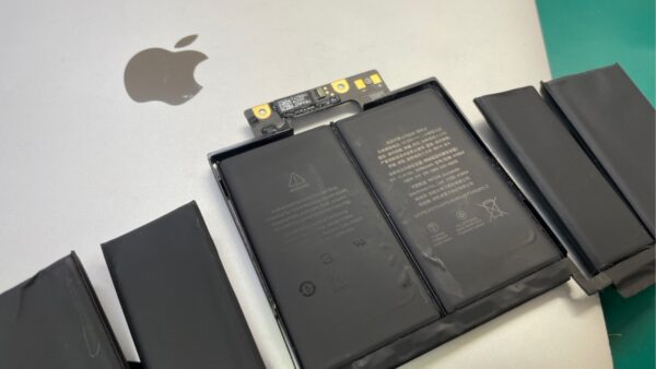 MacBookバッテリー交換のご依頼【MacBook修理川越】