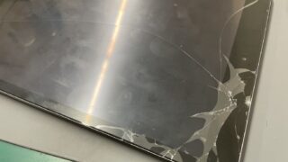 iPad第7世代ガラス割れ修理【iPad修理川越】