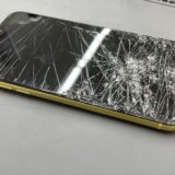 iPhone11バキバキの画面修理【iPhone修理川越】