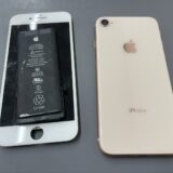 iPhone8バッテリー膨張&画面修理【iPhone修理川越】