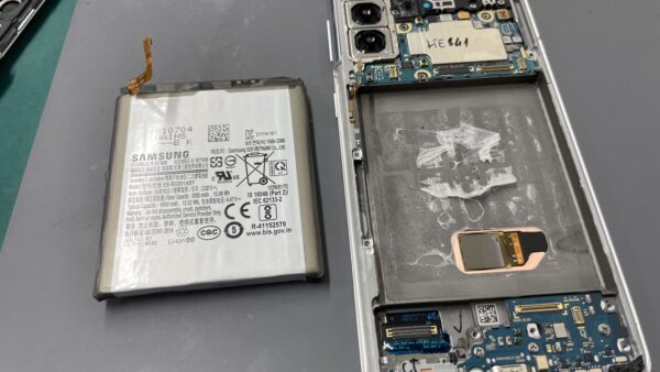 Galaxy S21バッテリー交換【android修理川越】