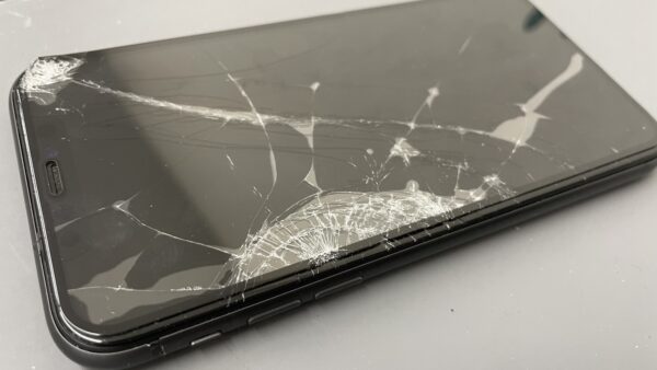 iPhone11画面修理【iPhone修理川越】