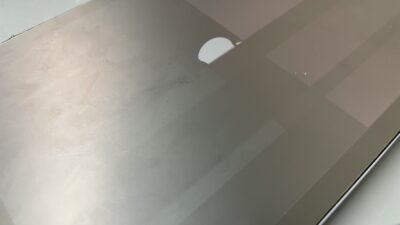 iPad mini6縦縞液晶故障【iPad修理川越】