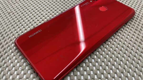 HUAWEI Nova 3 のバッテリーが1日持たない・突然落ちる【スマホ修理川越】