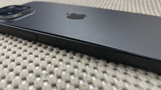 【川越】背面が浮いてきたら危険信号 iPhone15 バッテ...