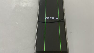 XPERIA 5Ⅲ画面に縦線が入る症状の修理【スマホ修理川越】