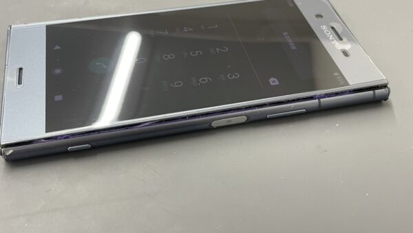 【川越】Xperia XZ1 他店交換後でも要注意！バッテリー膨張で緊急交換対応｜川越スマホ修理