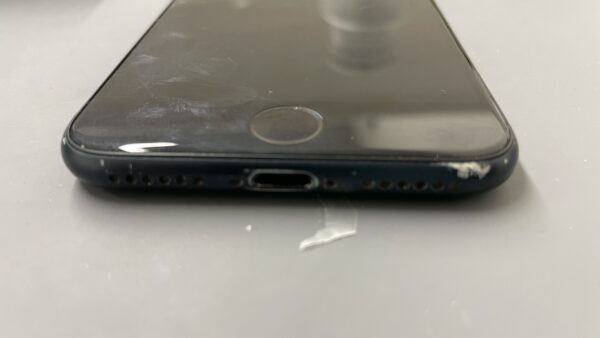 【川越】iPhone SE（第3世代）大容量バッテリー＋ドック交換｜飛び込み即日修理