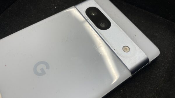 【川越】Google Pixel 7a 落下による画面割れ修理｜修理料金で迷った末に即日対応