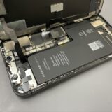 iPhoneXS起動不良のバッテリー交換【iPhone修理川越】