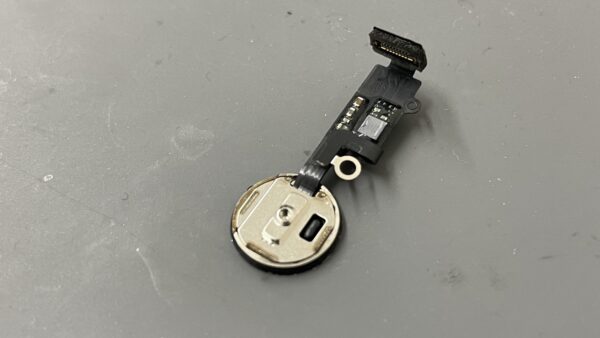 【川越】iPhone SE2 画面修理|近接・HB断線+バッテリー傷あり