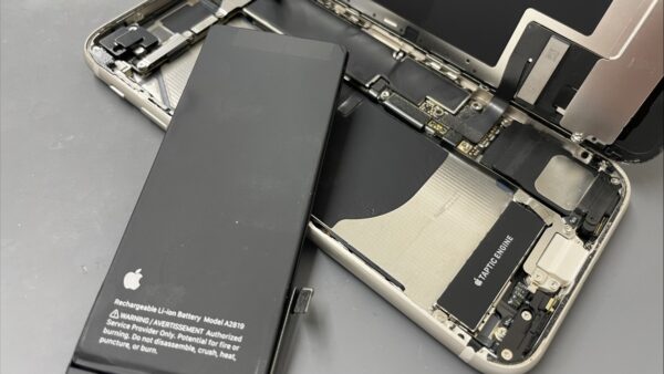 iPhoneSE第3世代バッテリー交換【iPhone修理川越】