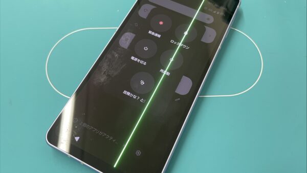 画面に線画は入ったAQUOSSense8の画面修理【スマホ修理川越】