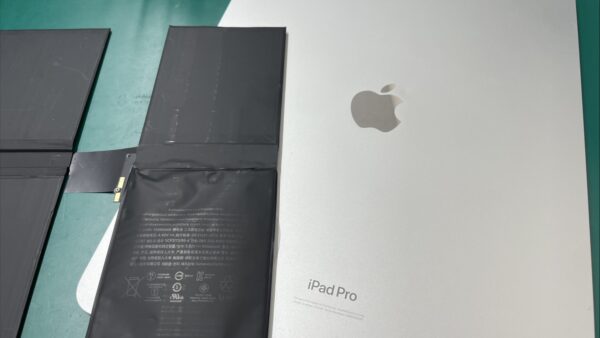 iPadPro12.9インチ第６世代画面浮き修理【iPad修理川越】