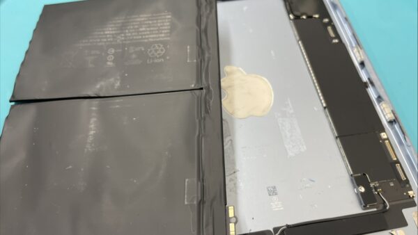 iPad Air第4世代バッテリー交換【iPad修理川越】
