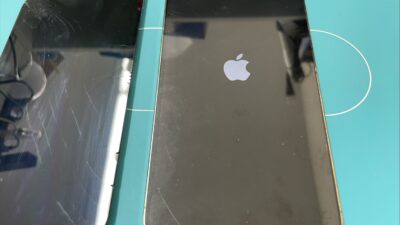 雨に濡れてから画面が映らなくなったiPhone14ProMaxの修理【iPhone修理川越】