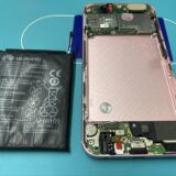 アンドロイドスマホのバッテリー膨張修理【スマホ修理川越】