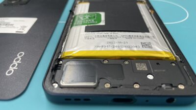 OPPO Reno7Aバッテリー膨張の修理【スマホ修理川越】