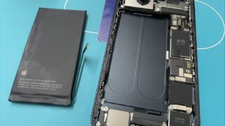 iPhone14大容量バッテリーへ交換【iPhone修理川越...