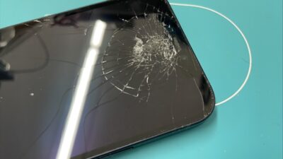 iPhone12ガラス割れ画面修理【iPhone修理川越】