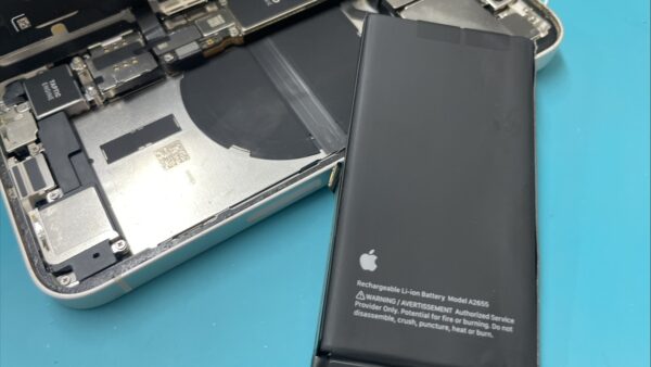 最大容量74%の劣化iPhone13バッテリー交換【iPhone修理川越】