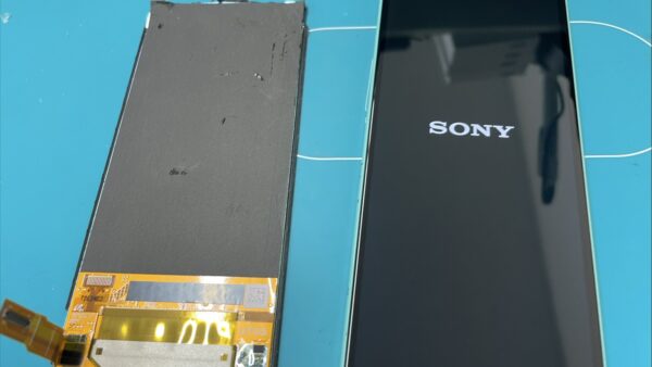 XPERIA10Ⅳ画面割れからブラックアウト状態の修理【アンドロイド修理川越】