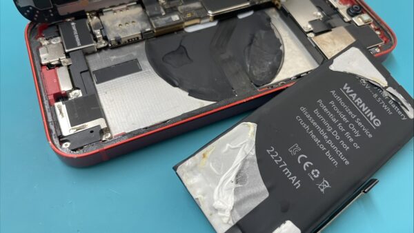 iPhone12miniバッテリー交換【iPhone修理川越】