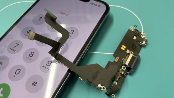 iPhone 13 Proの充電口修理｜ドックコネクター交換と充電できない原因を解説【iPhone修理川越】