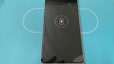 AQUOS Sense7充電が溜まらない【スマホ修理川越】