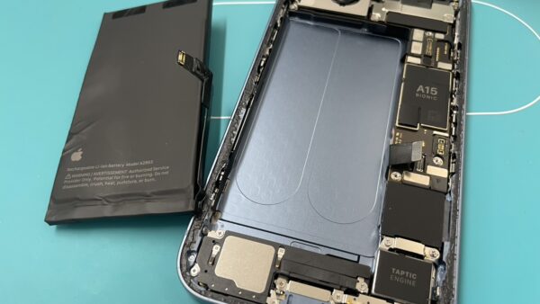 iPhone14バッテリー交換のご依頼【iPhone修理川越】