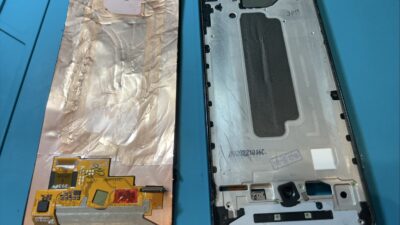 Galaxy A53の画面が映らない！液晶交換で復旧【SmaFast】