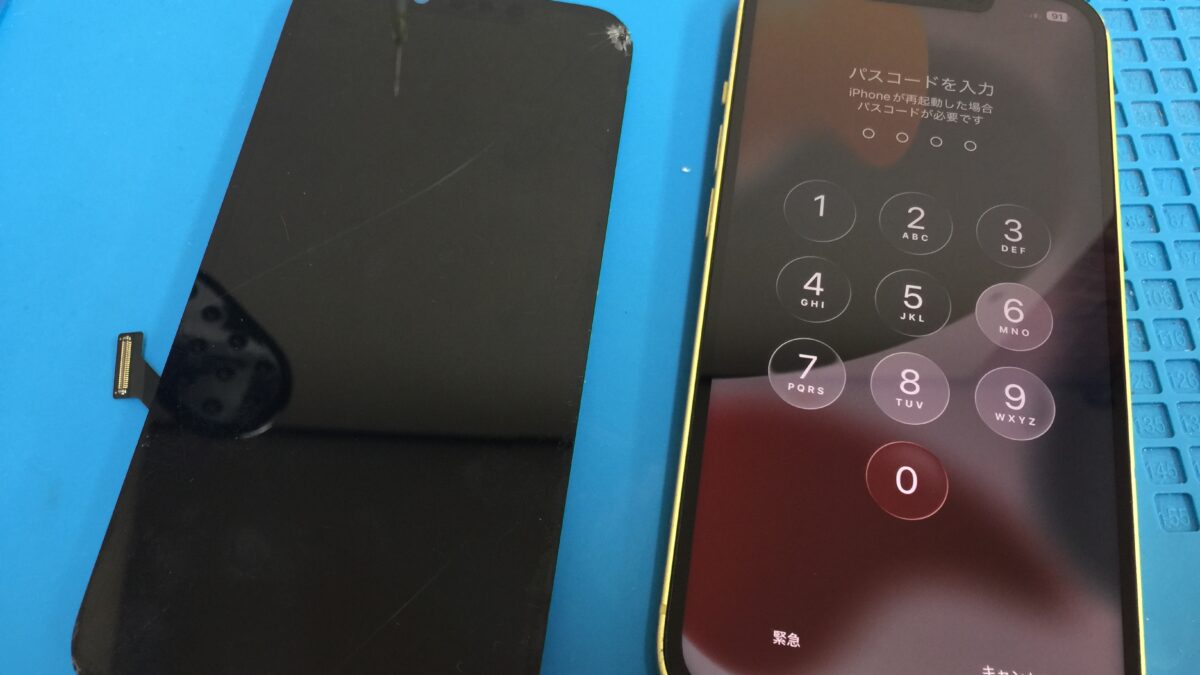 iPhone14の画面が真っ暗で映らなくなった症状を液晶交換で修理しました