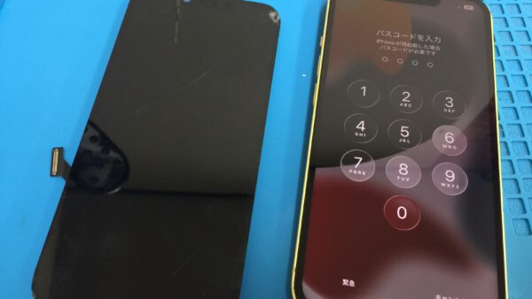 iPhone14の画面が真っ暗で映らなくなった症状を液晶交換で修理しました