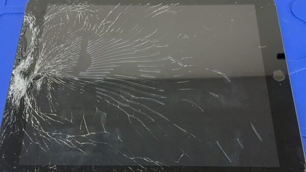 iPad修理もお任せを!【iPad修理金沢文庫】