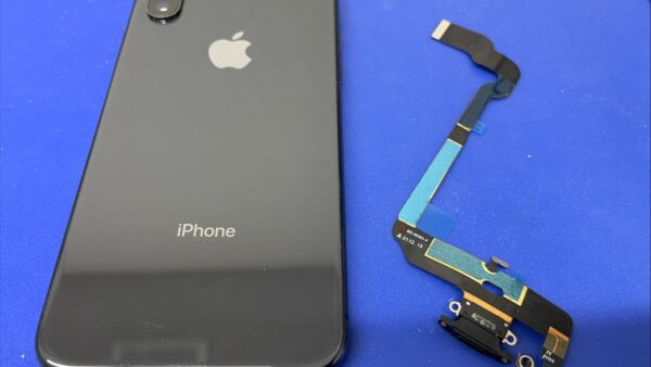 iPhoneXS充電不具合の修理【iPhone修理金沢文庫】