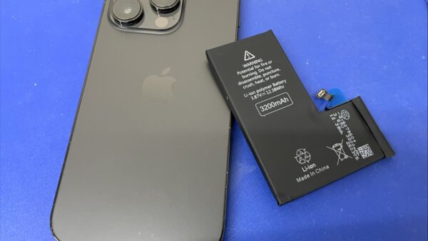 iPhone14Proバッテリー交換受付中【iPhone修理金沢文庫】