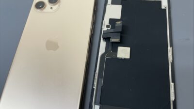 iPhone11Pro液晶故障即日修理【iPhone修理飯塚】