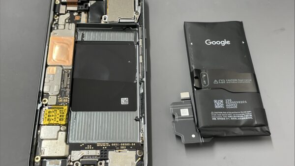 GooglePixelバッテリー膨張による故障【スマホ修理飯塚】