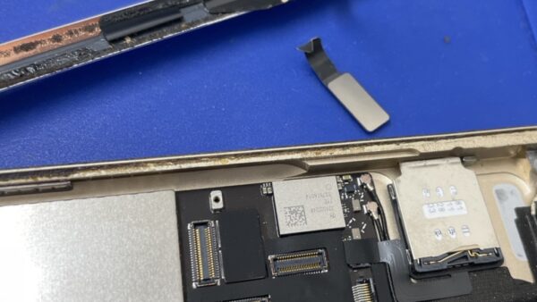 iPadのタッチ操作ができない【iPad修理金沢文庫】