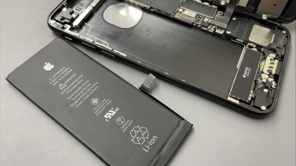 iPhone7バッテリー交換のご依頼【iPhone修理飯塚】