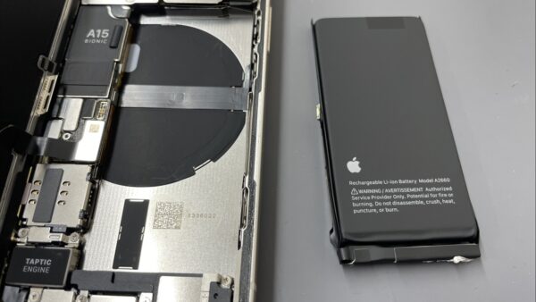 iPhone13miniバッテリー交換対応【iPhone修理飯塚】