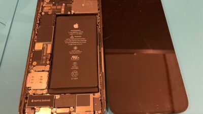 iPhone12Proガラス割れの画面修理【iPhone修理所沢】