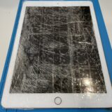 iPad6画面バキバキのガラス割れ修理【iPad修理所沢】