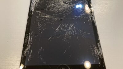 iPad6ガラス粉々の画面修理【iPad修理所沢】