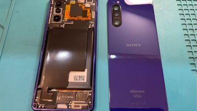 XPERIA5Ⅱ(SC-52A)バッテリー交換【スマホ修理所沢】