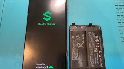 BlackSharkバッテリー膨張の修理【スマホ修理所沢】