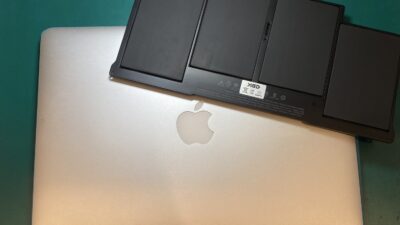 MackBookAir充電が0%表示で充電がたまらない状態の修理【MacBook修理】