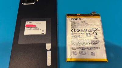 OPPOA73バッテリー膨張の修理【スマホ修理所沢】