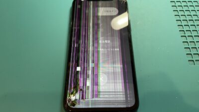 iPhone11Proの液晶トラブル！画面修理事例。【iPhone修理所沢】